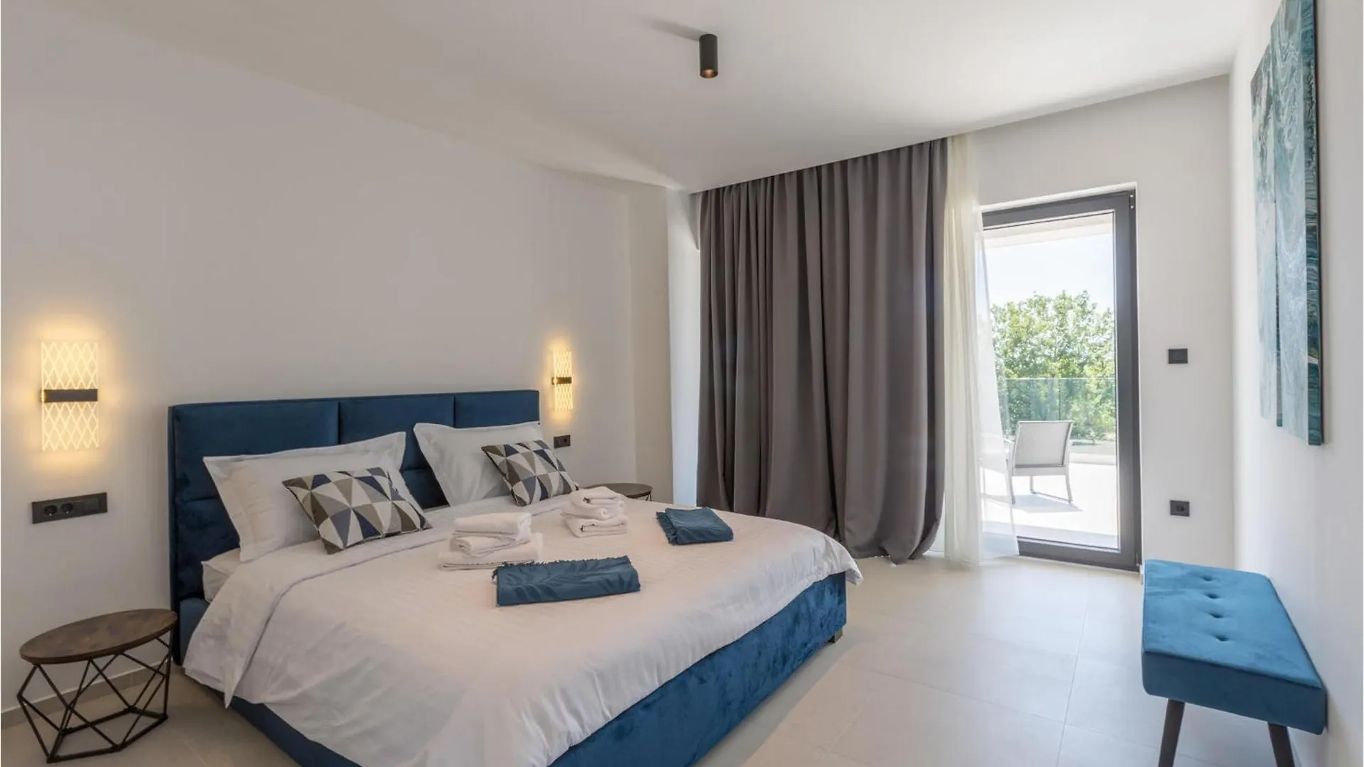 3 Bedroom Stunning Home In Poreč 0*,  Croacia